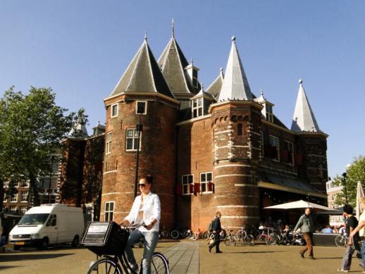 Canais, De Waag, Rembrandtplein & outros