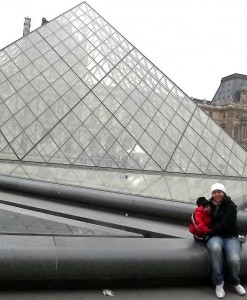 A dupla novamente. Agora no Louvre.