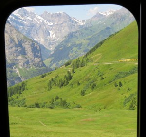 Trecho da viagem de trem entre Kleine-Scheidegg e Jungfraujoch