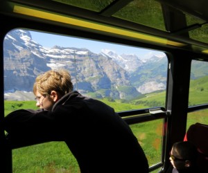 Trecho da viagem de trem entre Kleine-Scheidegg e Jungfraujoch