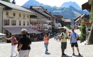 Renato e Michael na Rue du Bourg, Gruyères