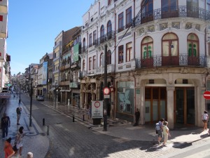 Rua Santa Catarina na esquina do Café Majestic